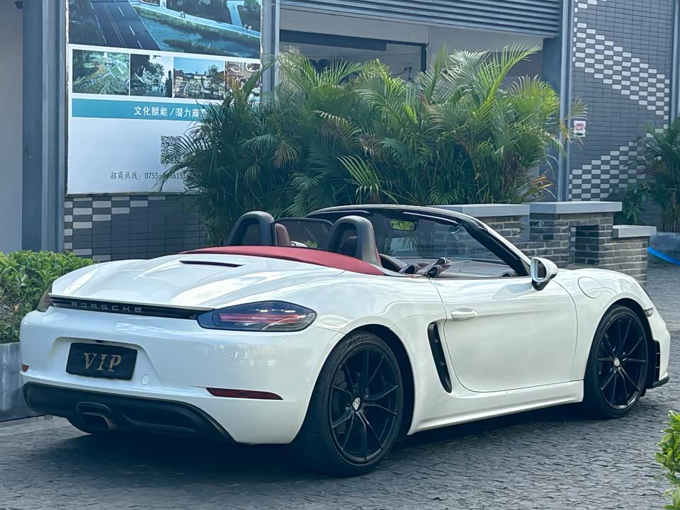 Porsche 718