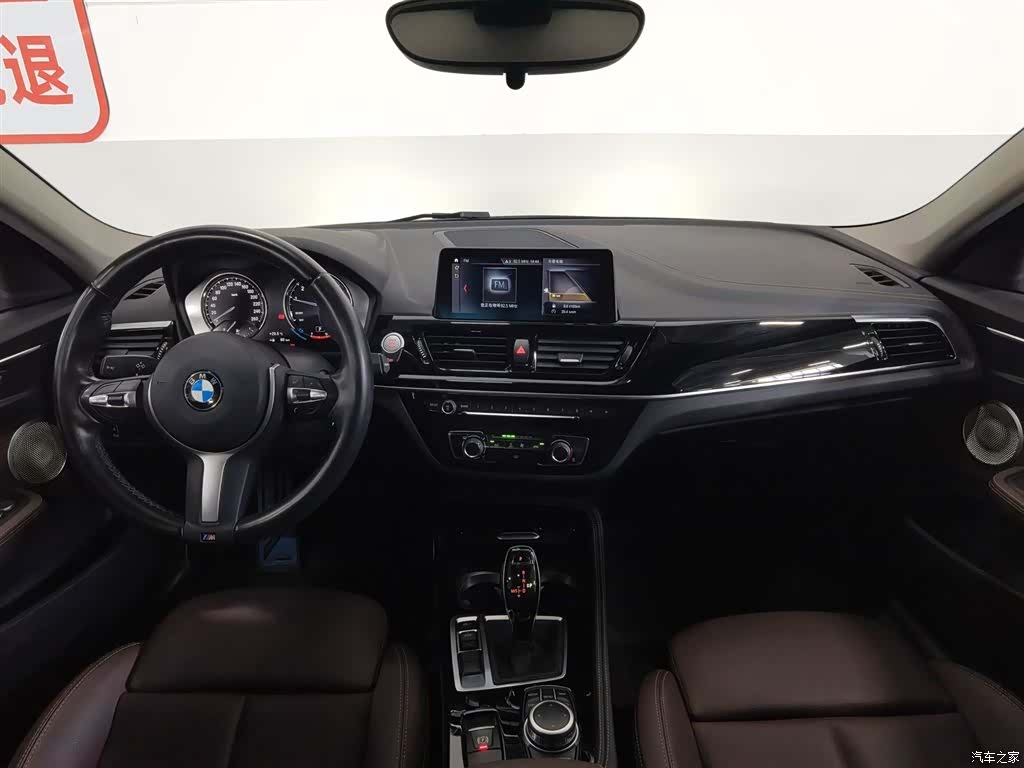 BMW 1 Series, 2021 все фото