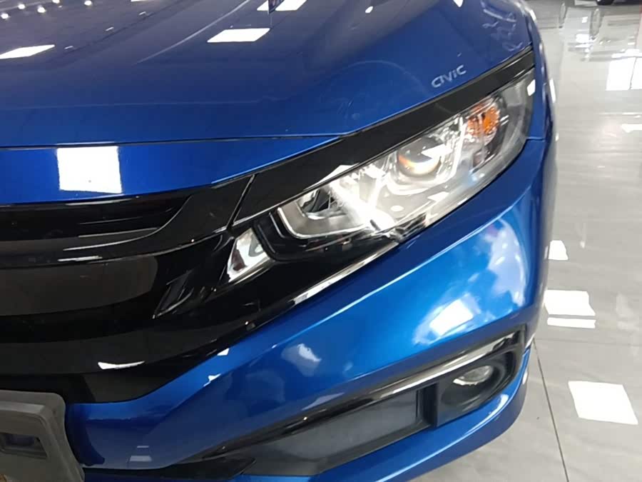 Honda Civic 2020, фото 23