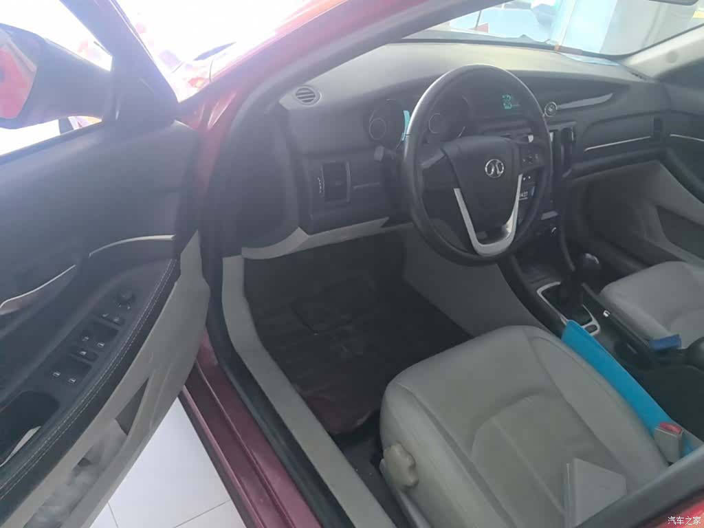 BAIC D50, 2014 16