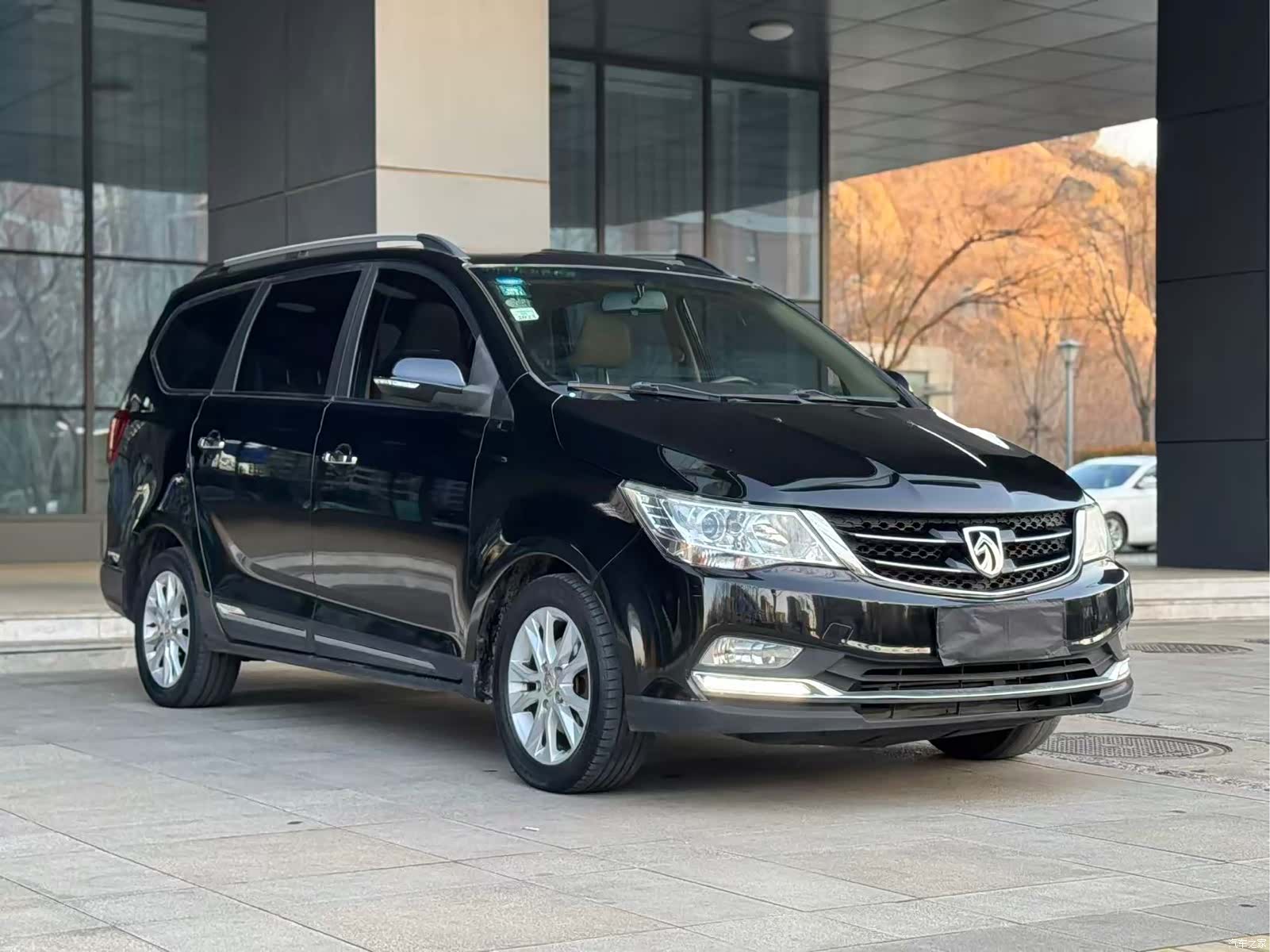 Wuling 730, 2017 3