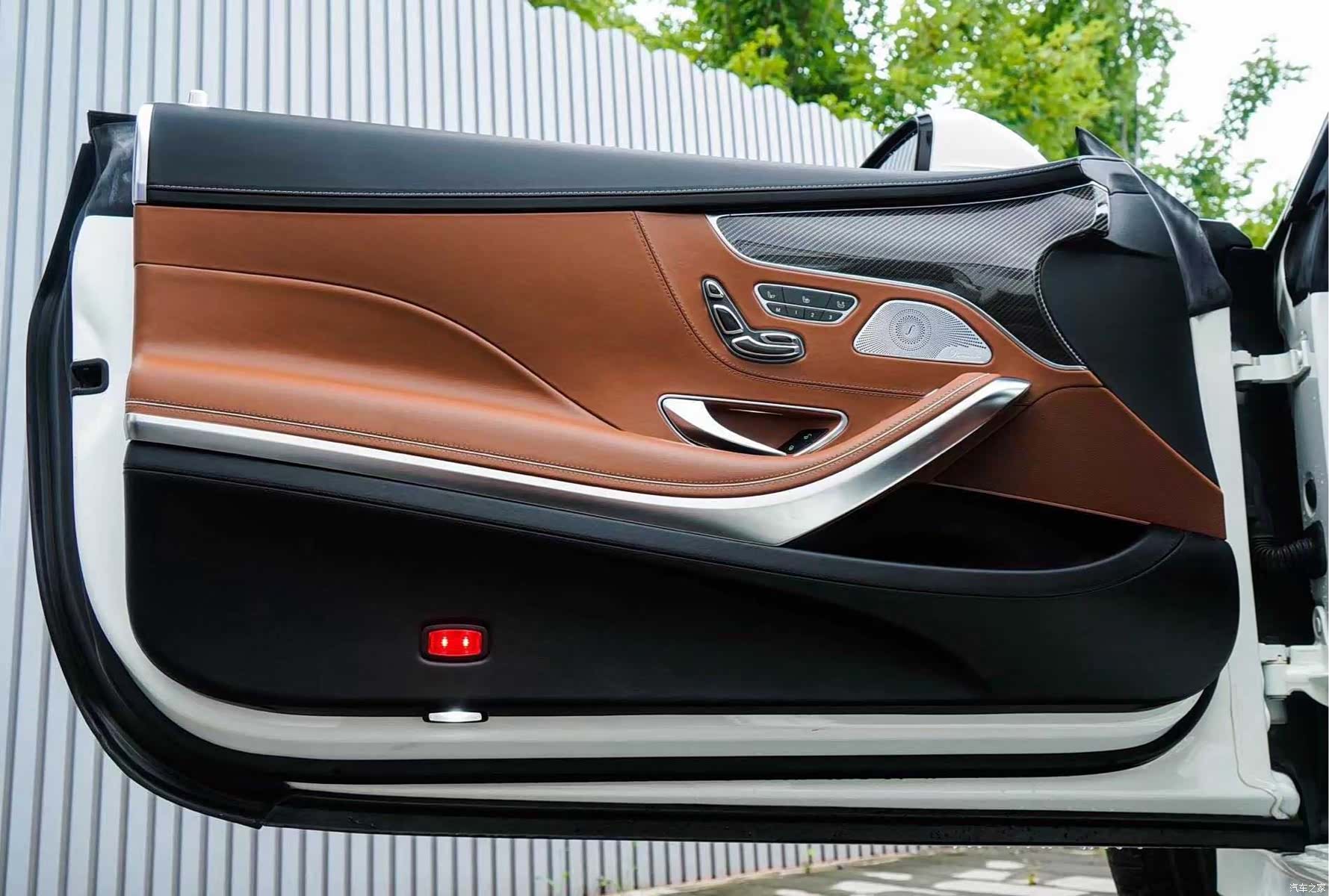 Mercedes-Benz S-Class, 2015 10