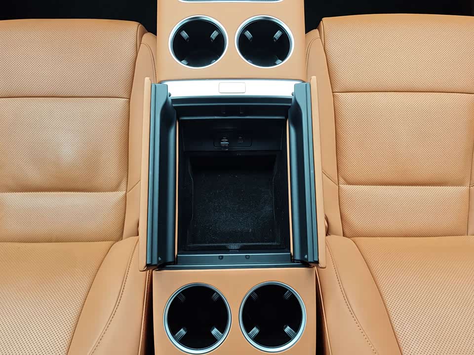 Li Auto Ideal L8