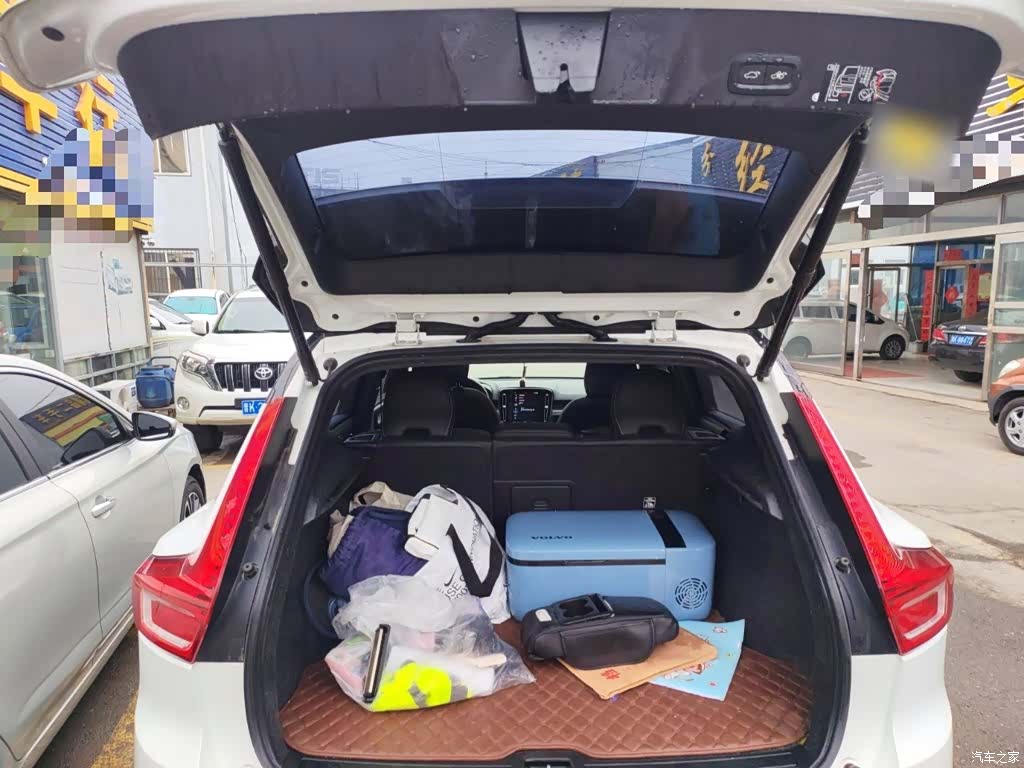 Volvo XC40, 2020 15