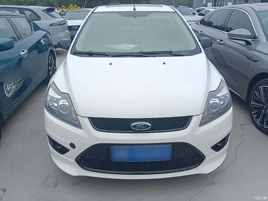 Ford Focus, 2015 3