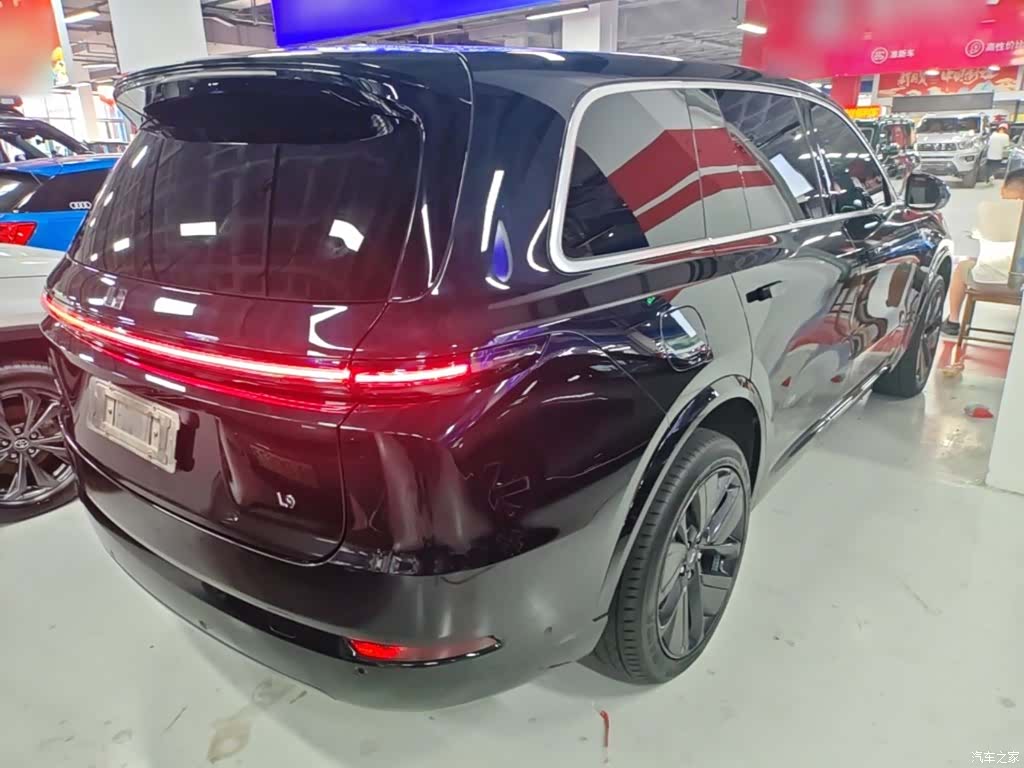 Li Auto L9, 2023 7