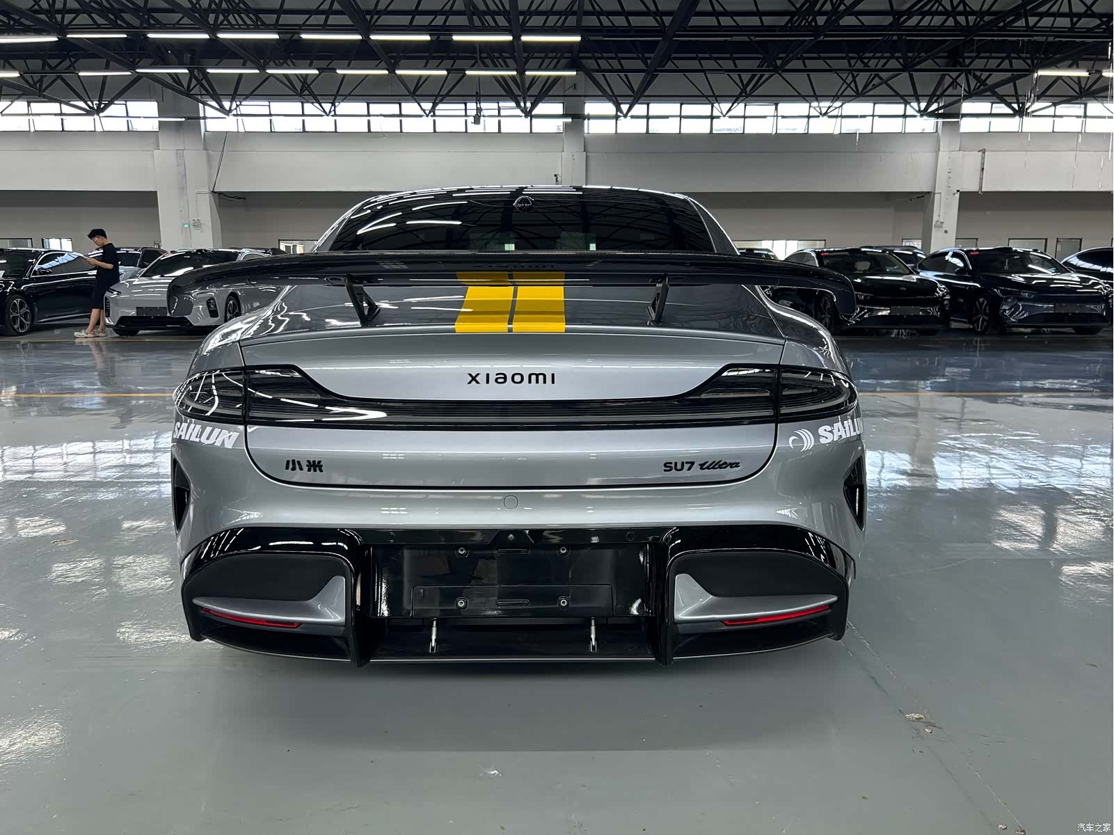 Xiaomi SU7, 2025 12