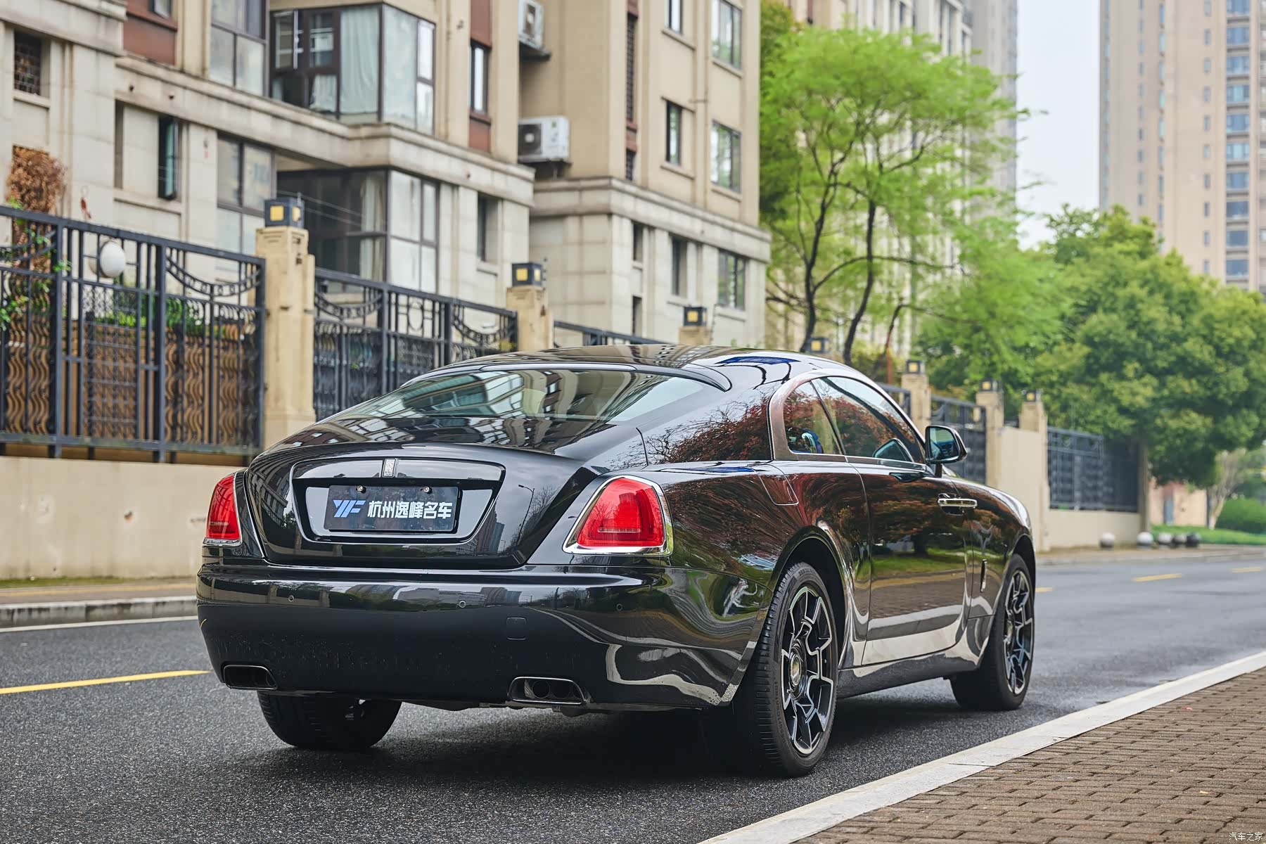 Rolls-Royce Wraith, 2019 9