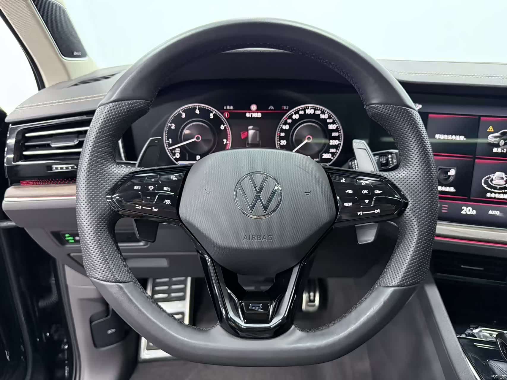 Volkswagen Touareg, 2021 17