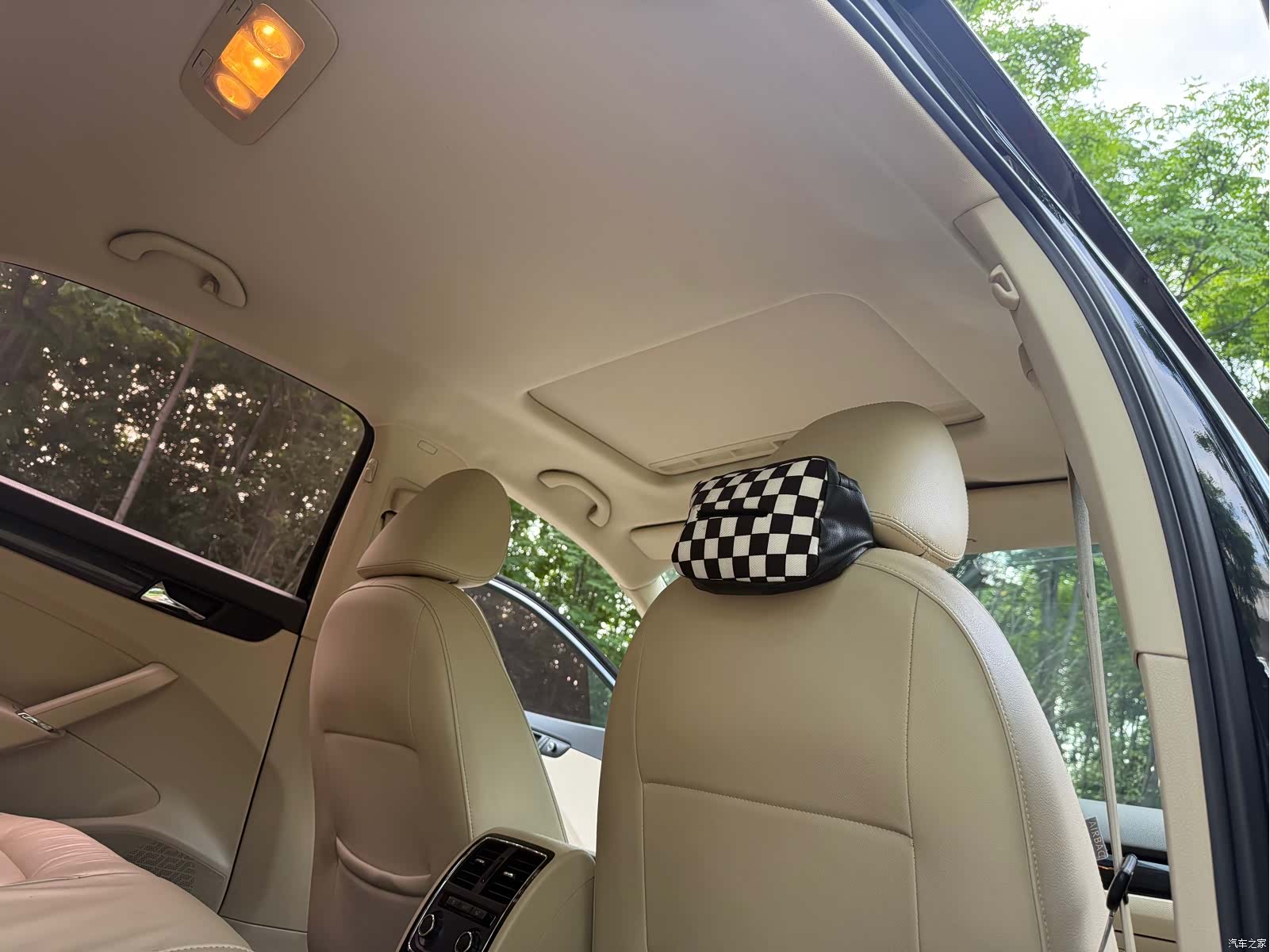 Volkswagen Passat, 2013 16