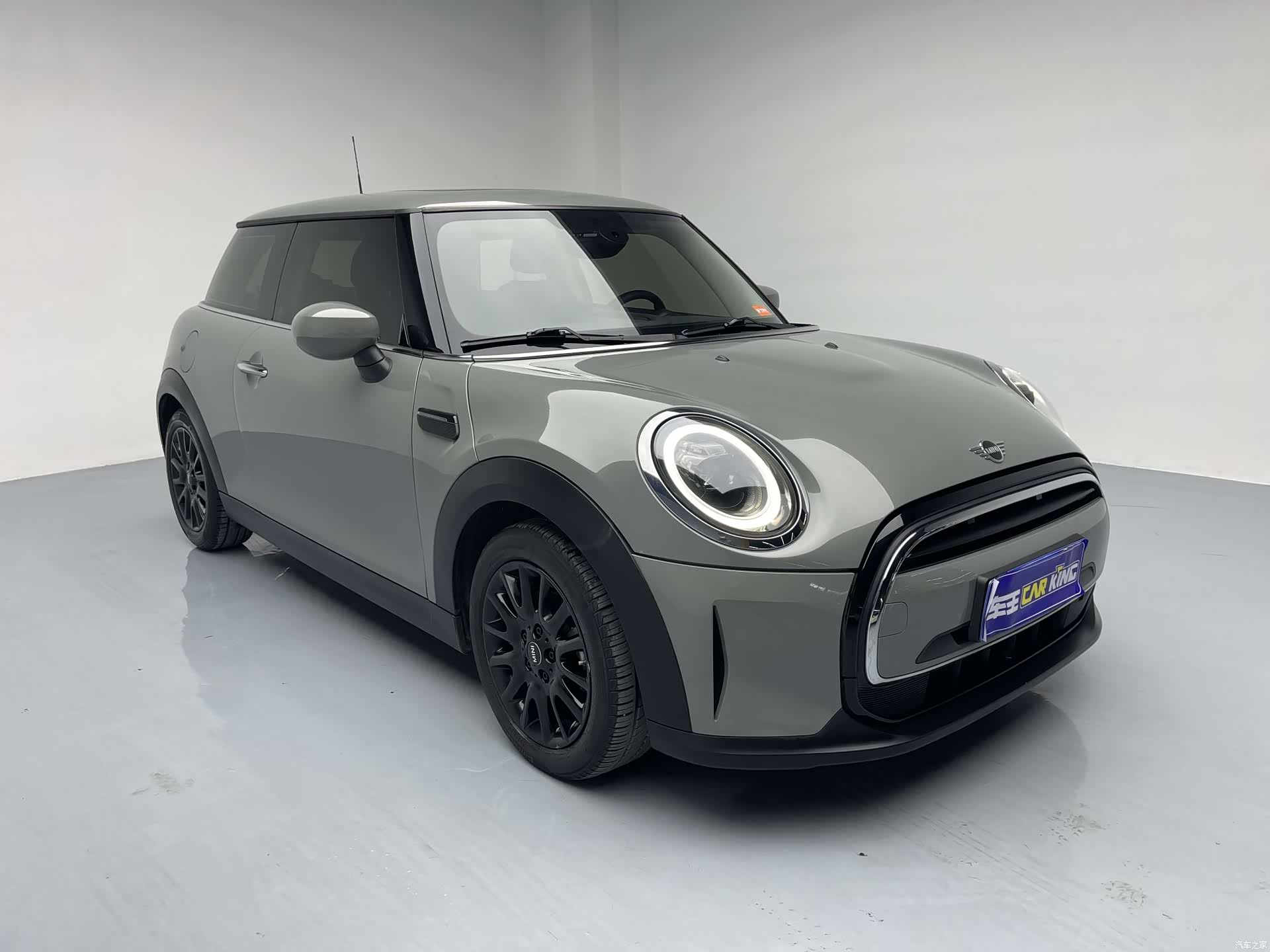 Mini ONE, 2022 9