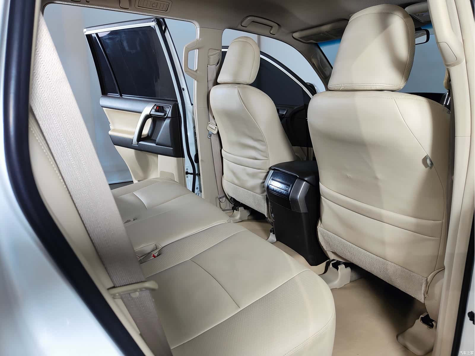 Toyota Prado, 2013 11