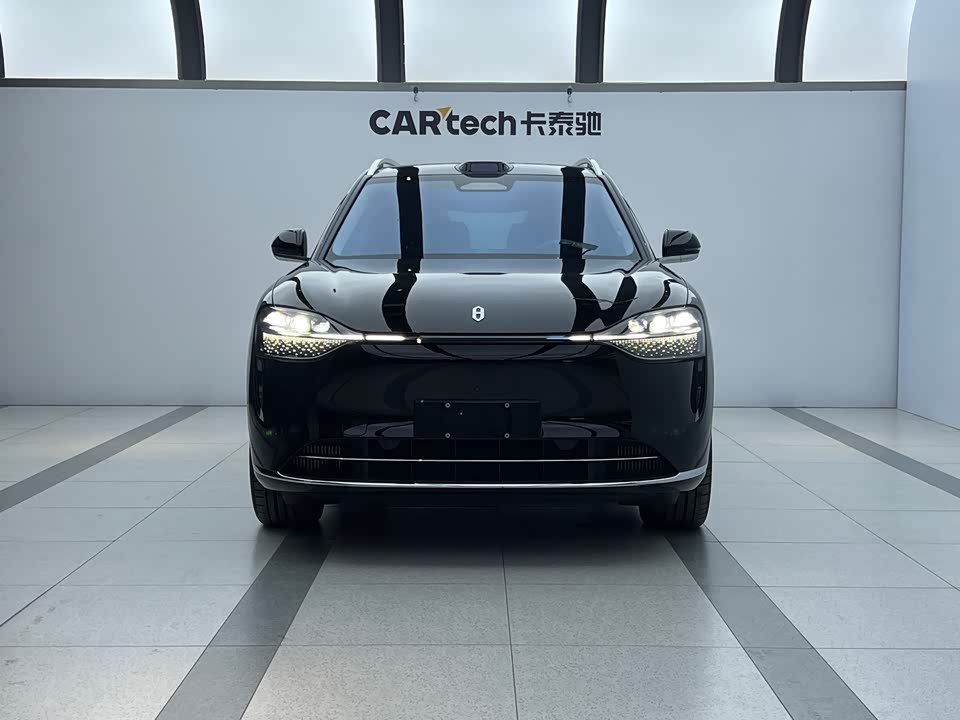 AITO Ask the world M9