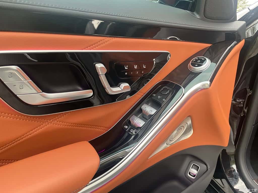 Maybach S-Class, 2025 11