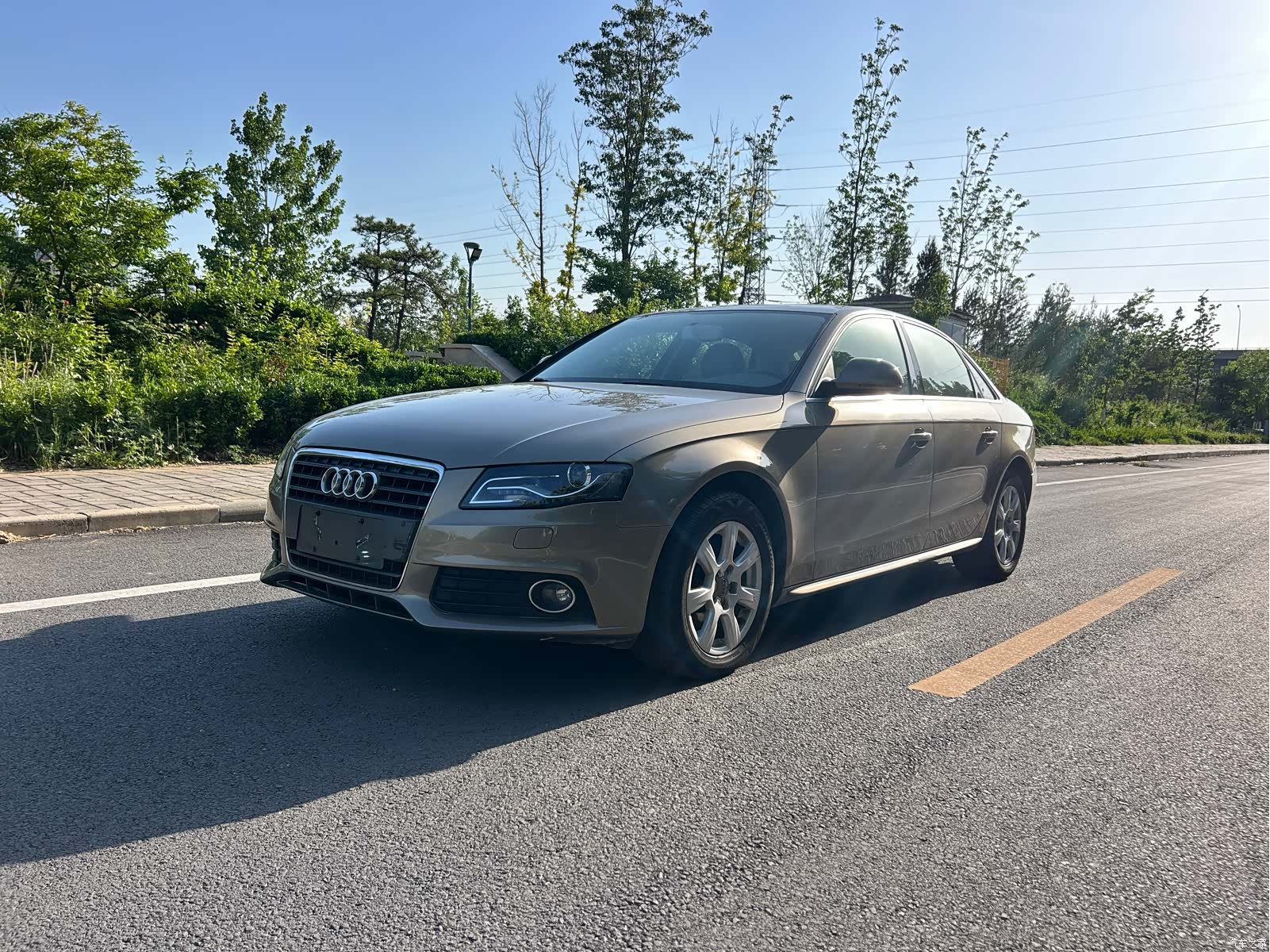 Audi A4L, 2011 1
