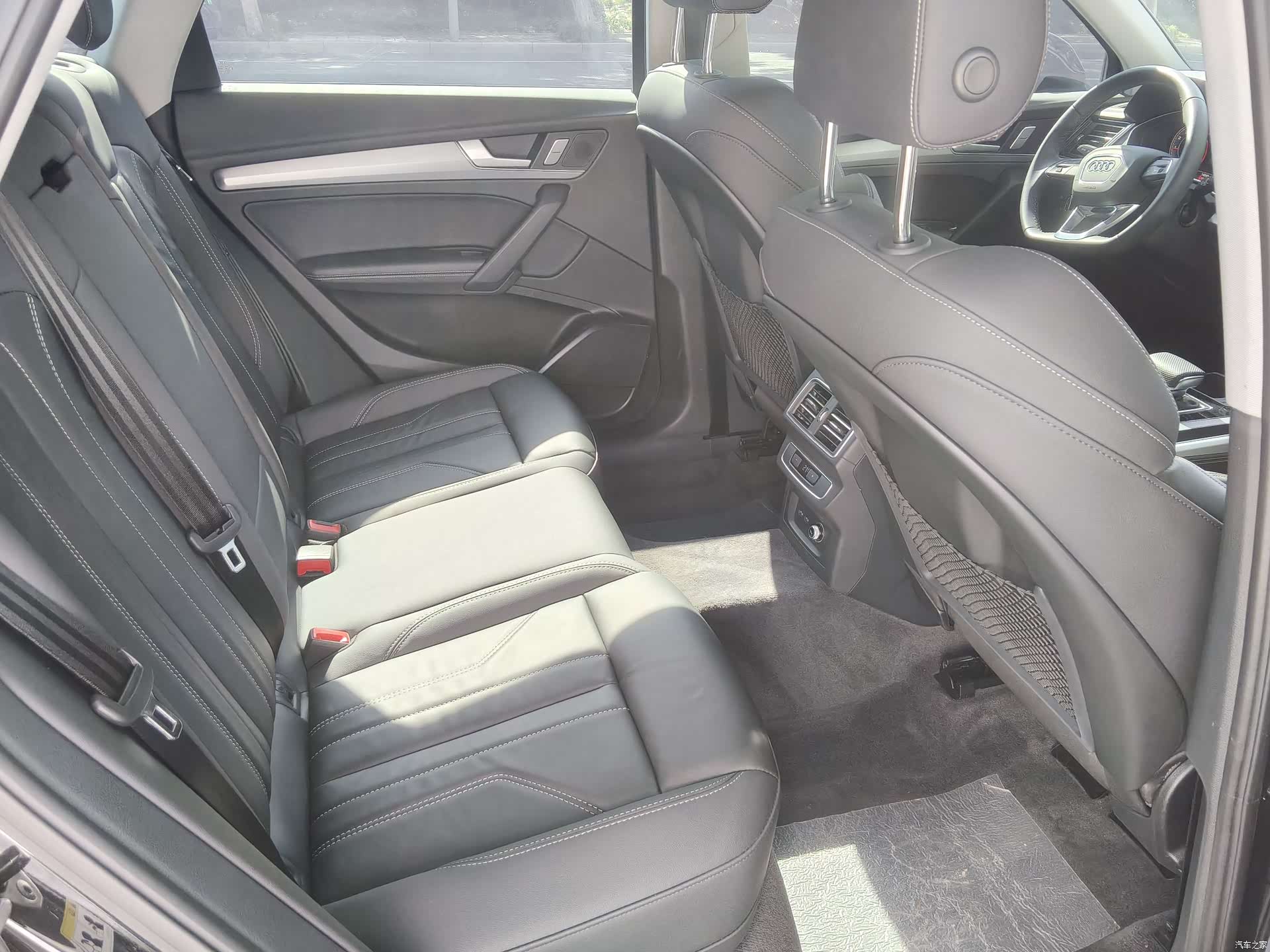 Audi Q5L, 2024 6