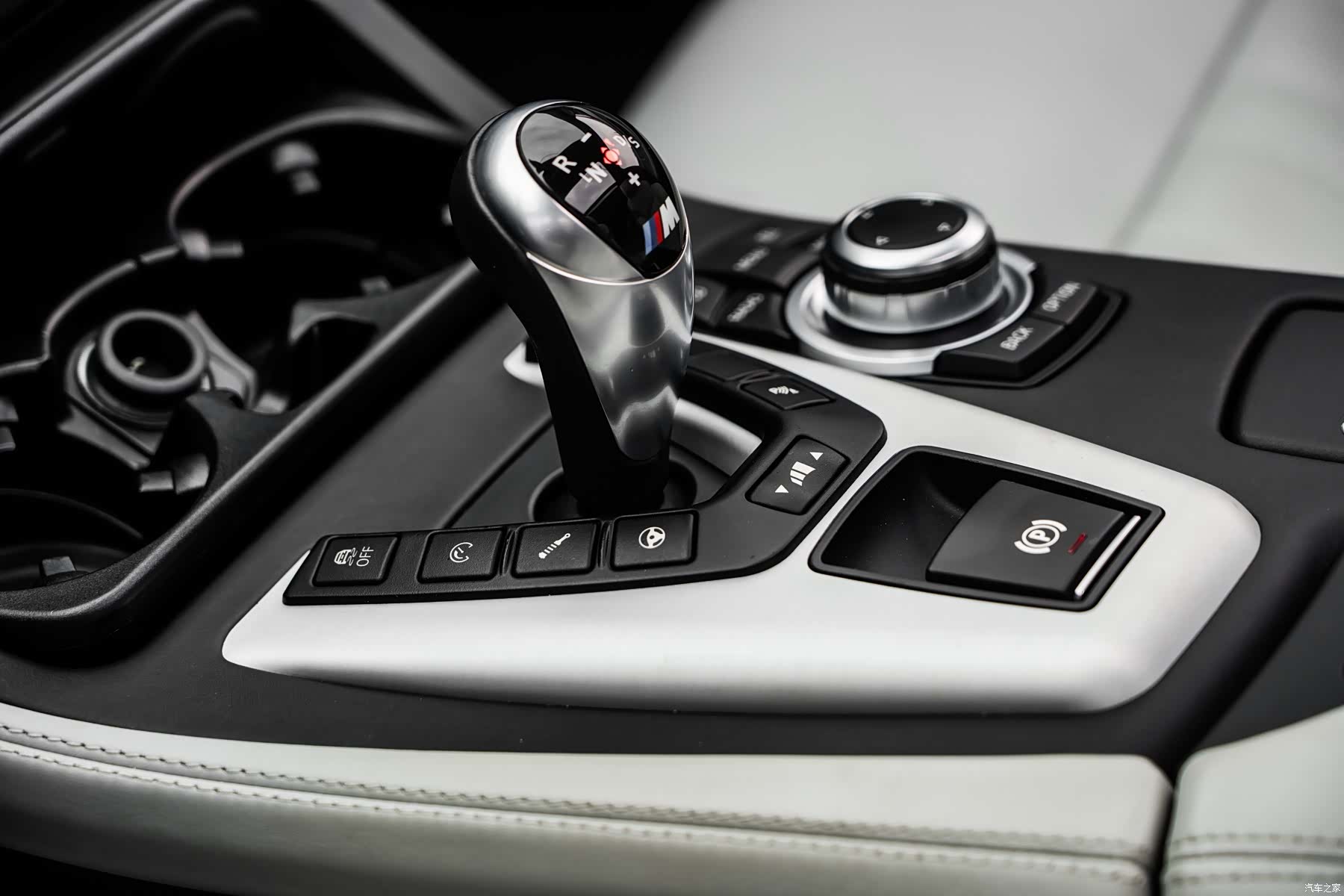 BMW M5, 2012 35