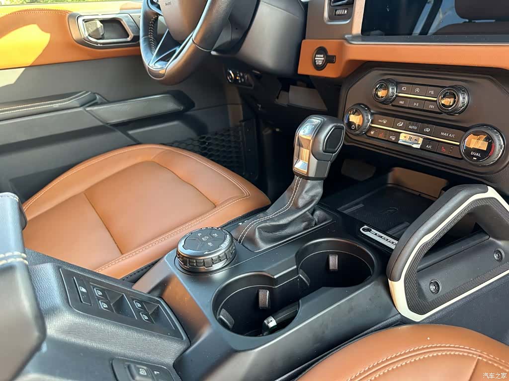 Ford Bronco, 2024 17