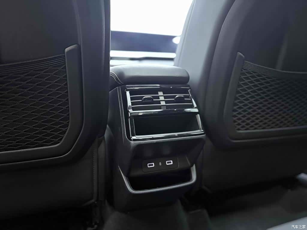 Geely Xingyue L, 2024 27