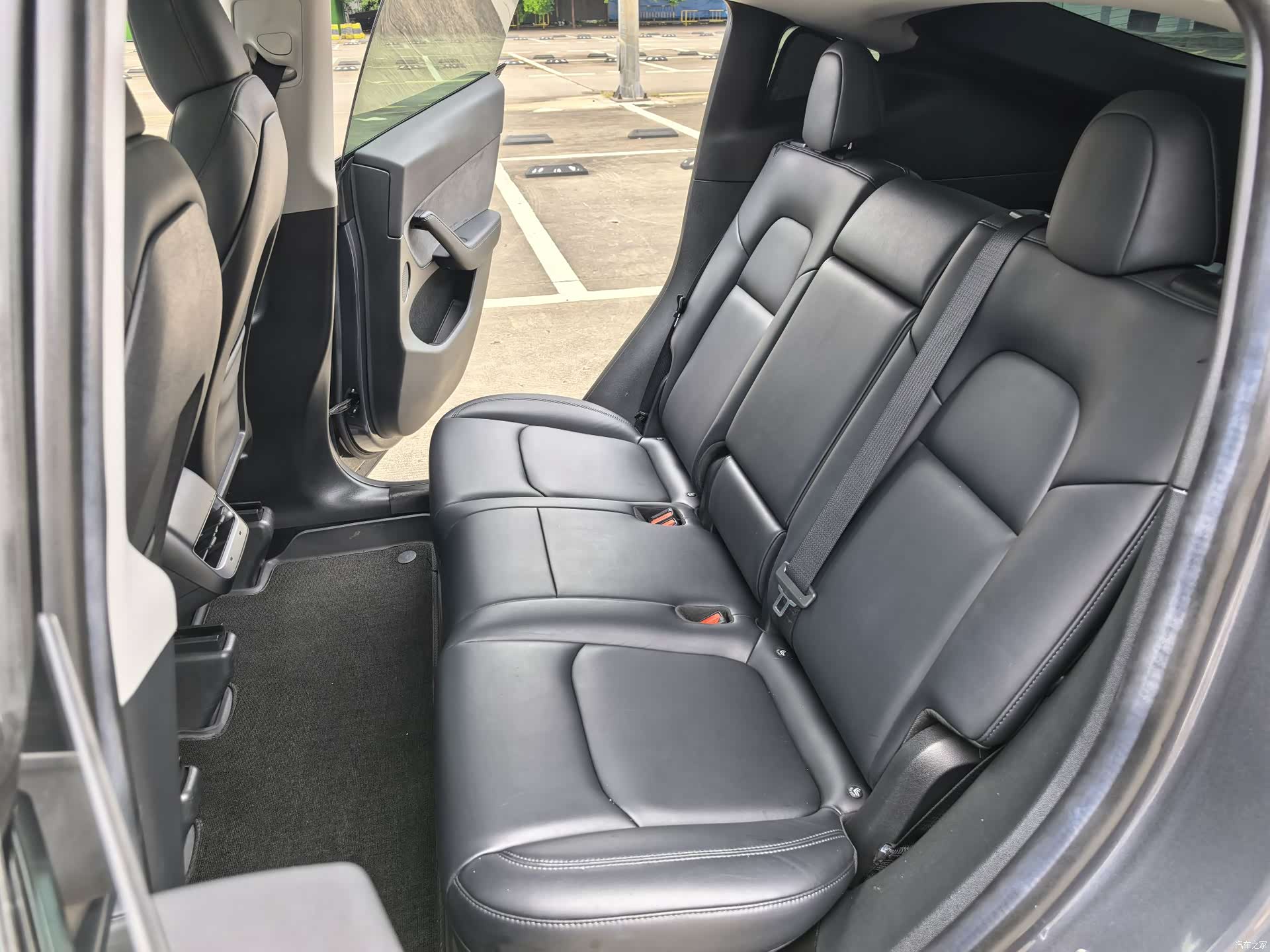 Tesla Model Y, 2022 8