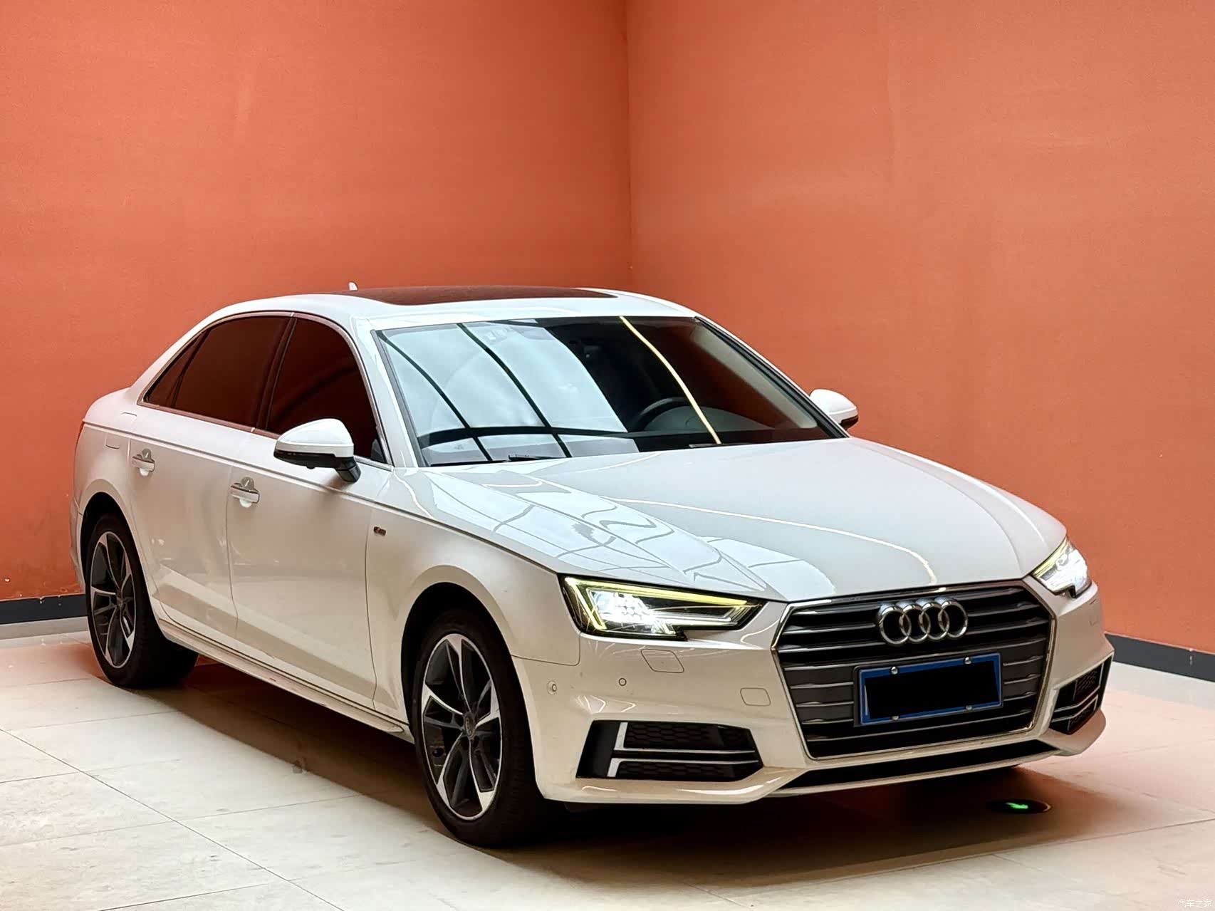 Audi A4L, 2018 3