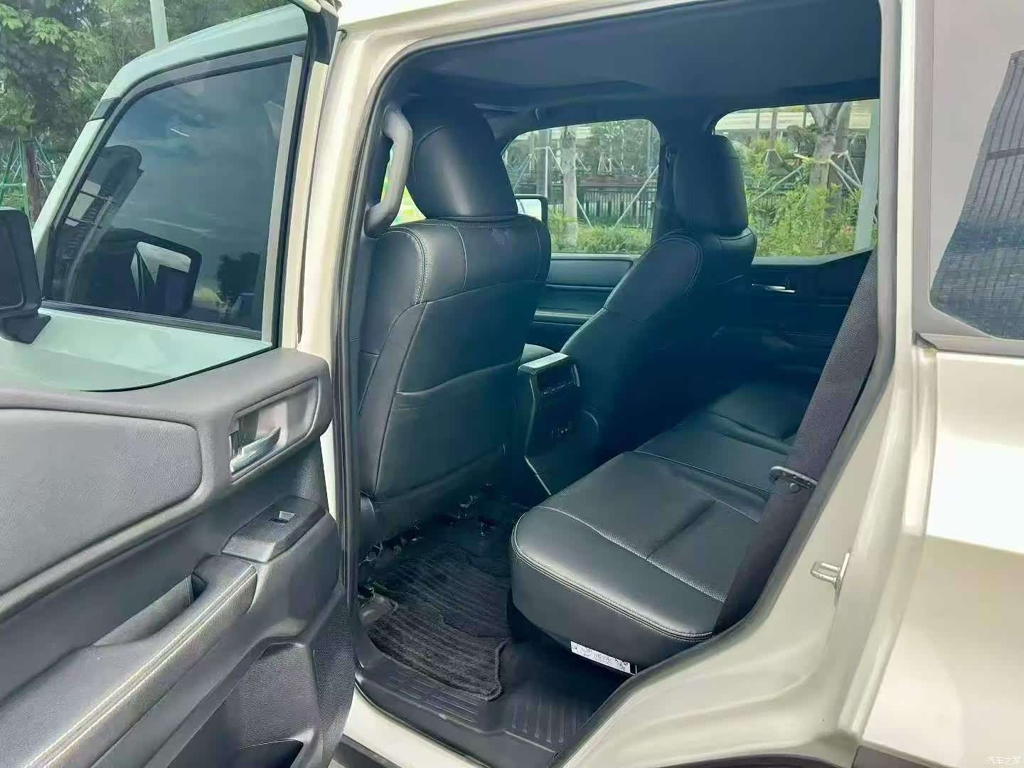Toyota Prado, 2024 7