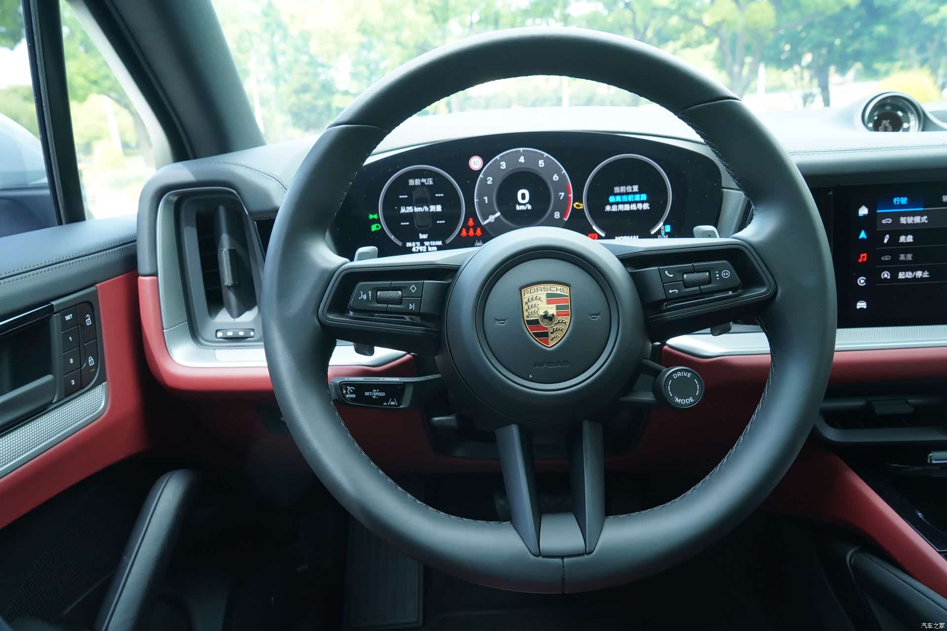 Porsche Cayenne, 2025 13