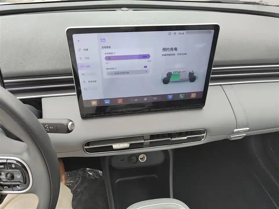 Dongfeng Nammi Nano 01