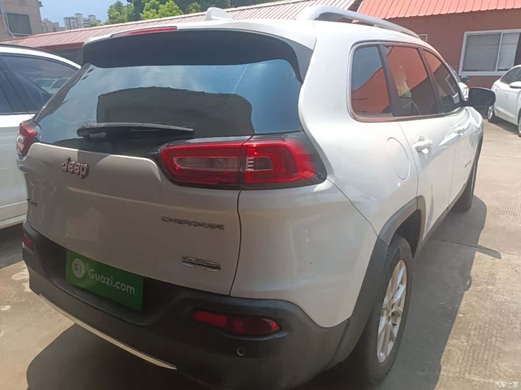 Jeep Cherokee, 2016 8