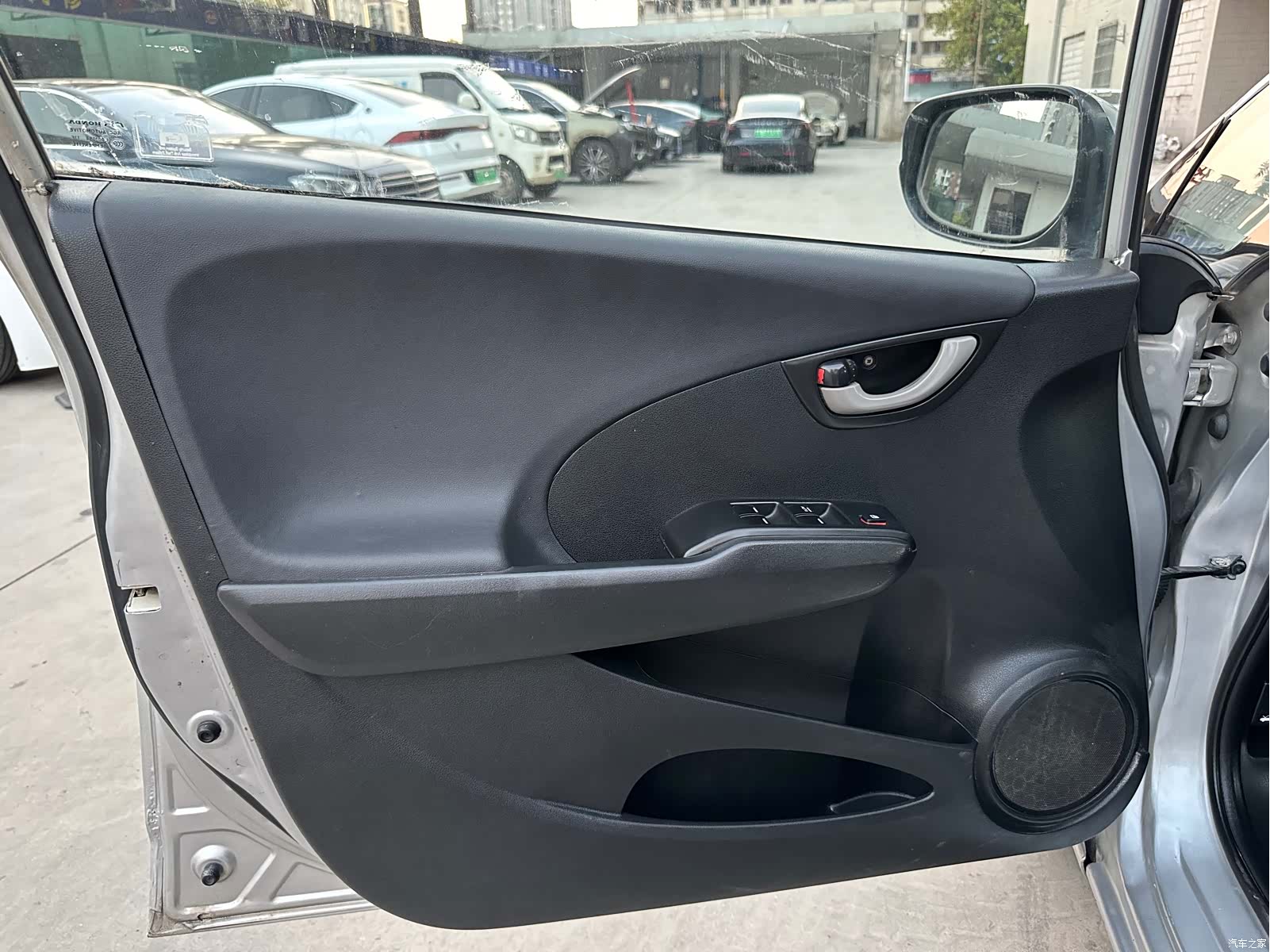 Honda Fit, 2011 13