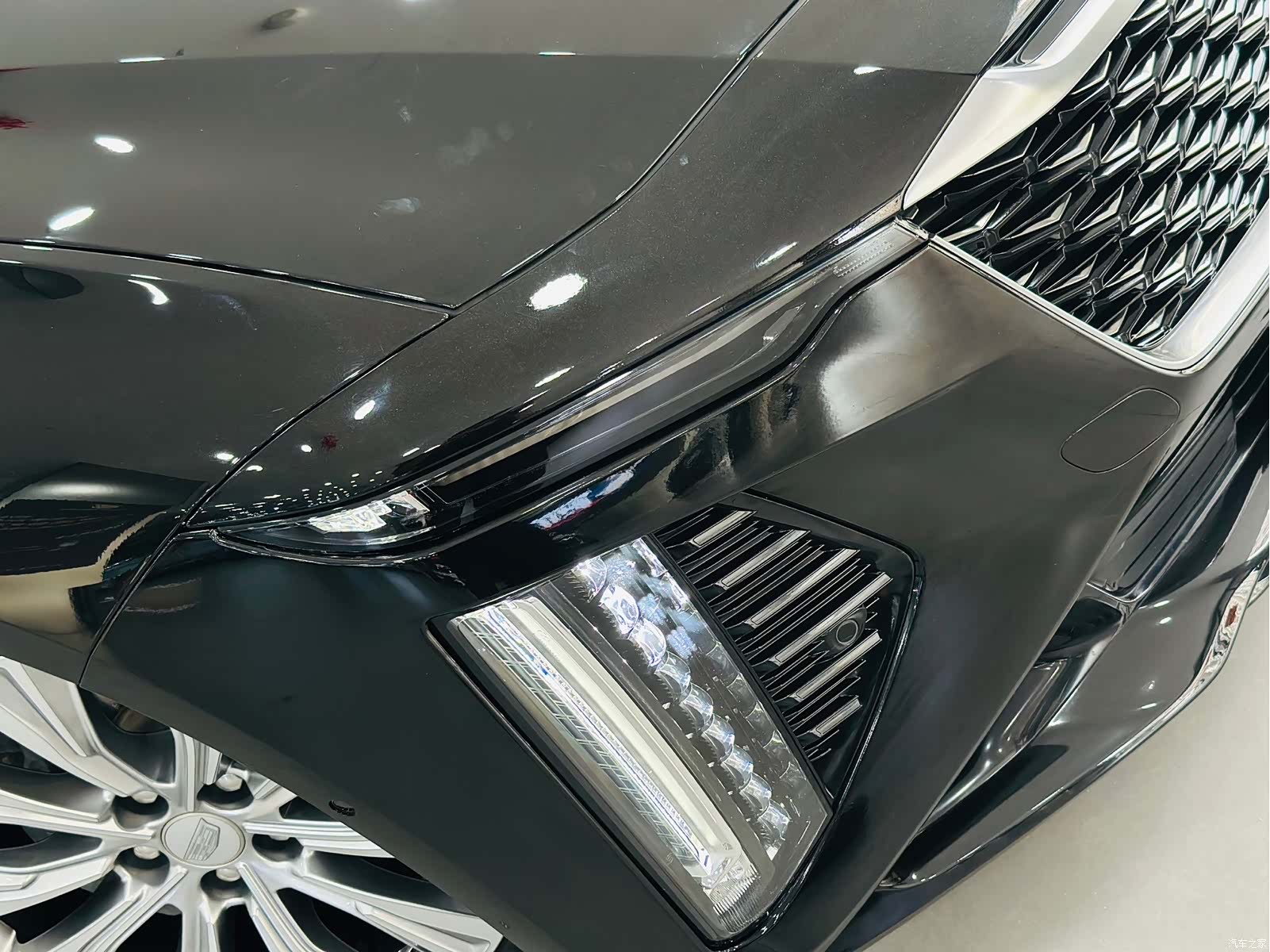 Cadillac CT6, 2023 11