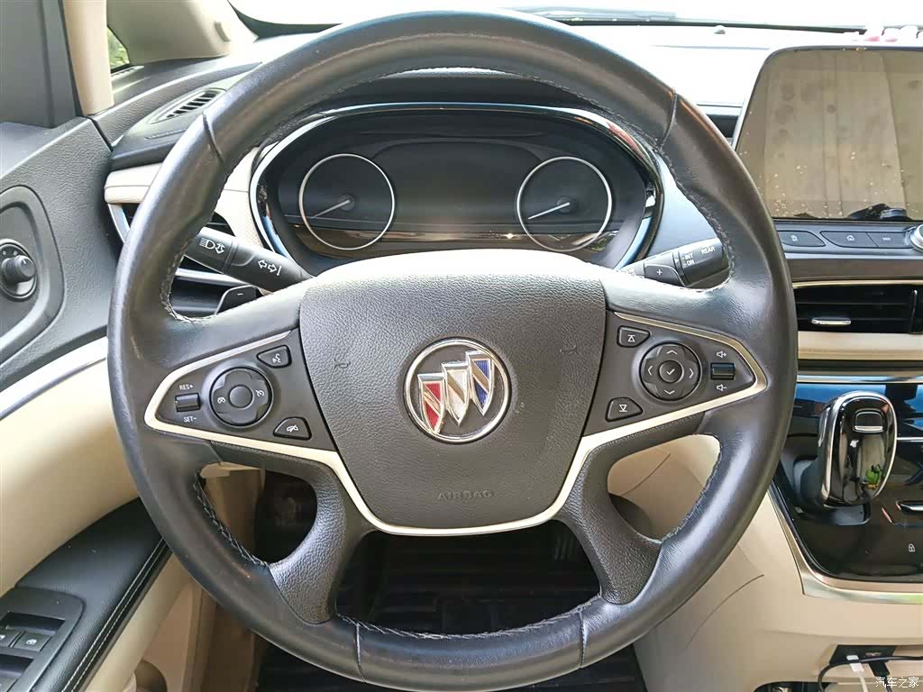 Buick GL8, 2023 3
