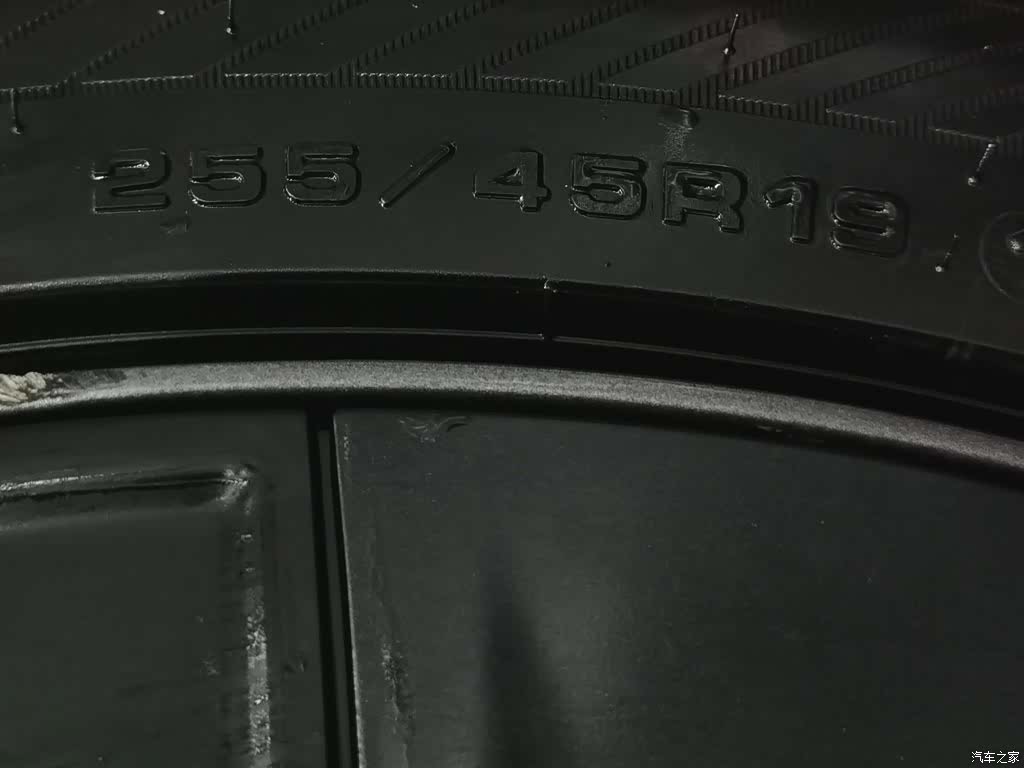 Tesla Model Y, 2024 24