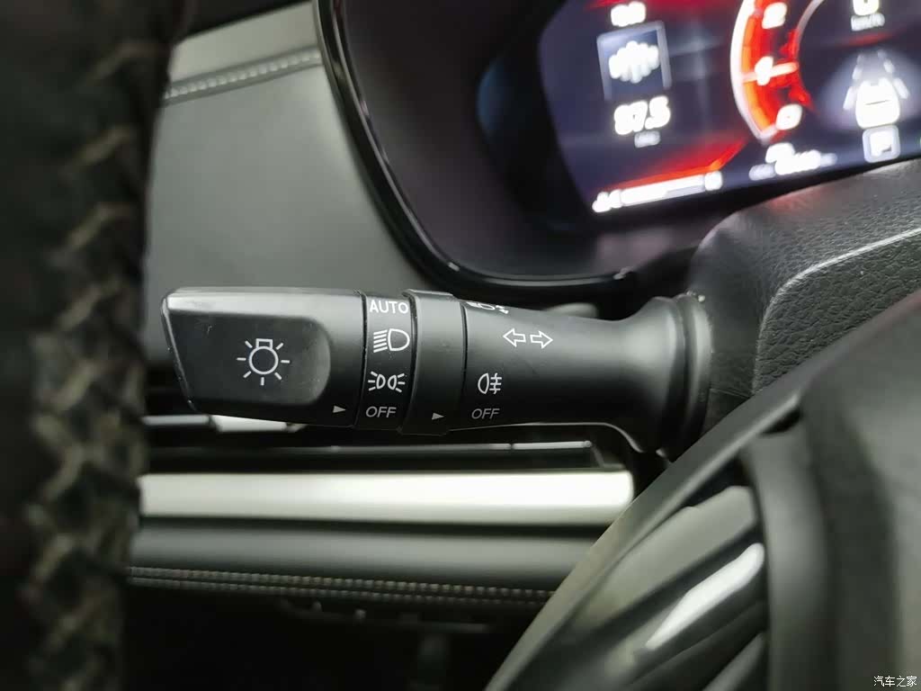 Changan CS95, 2019 21