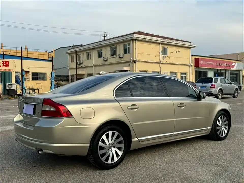 Volvo S80L