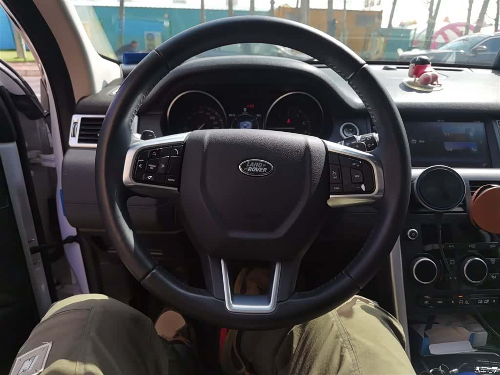 Land Rover Discovery, 2017 3