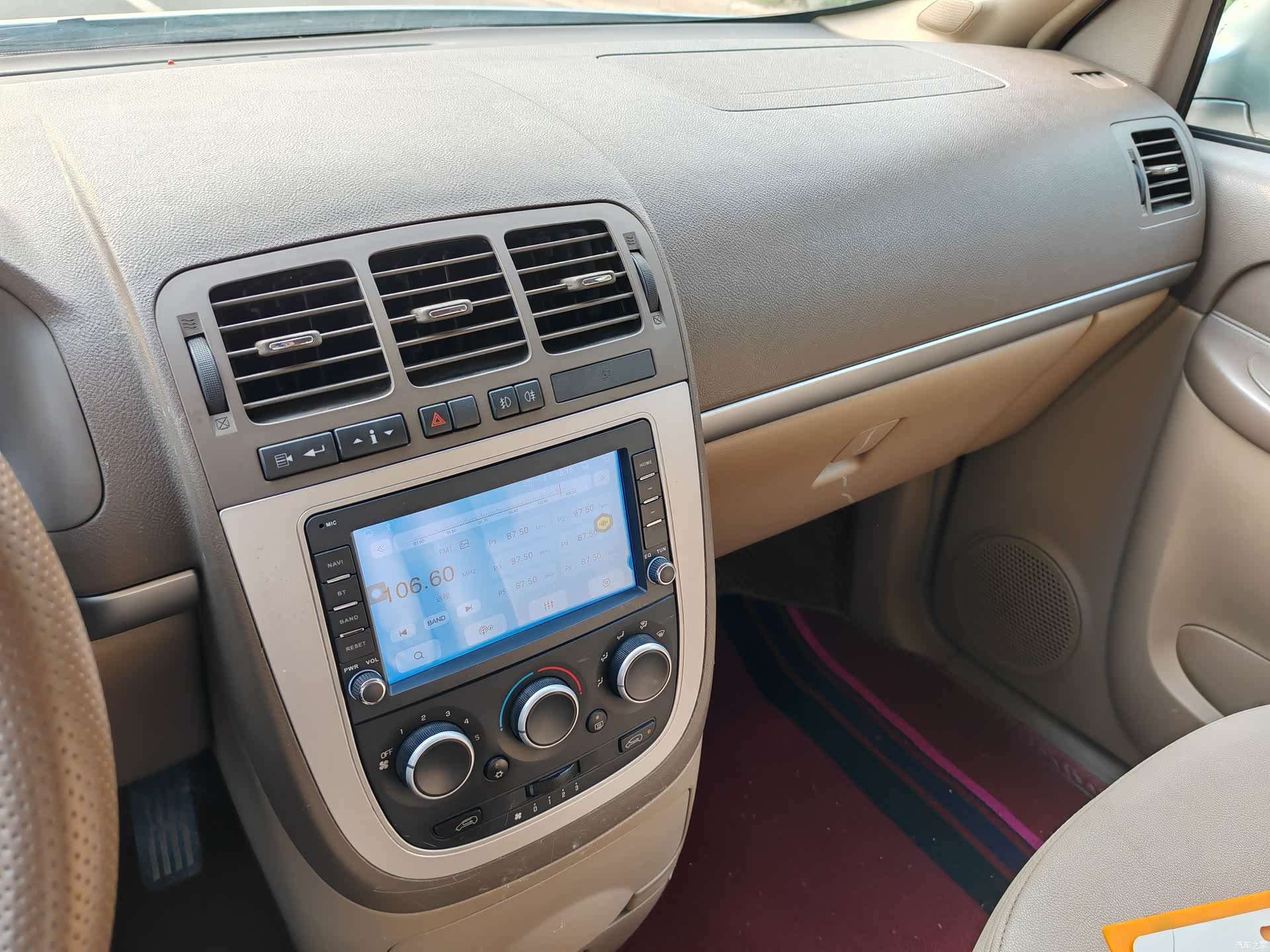 Buick GL8, 2015 15