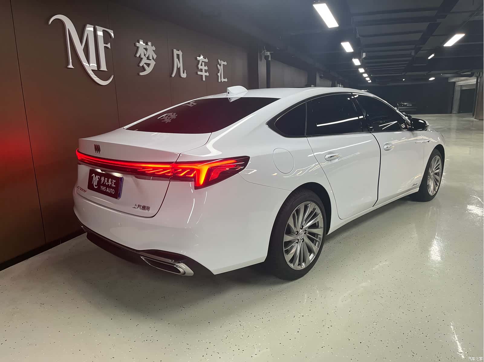 Buick LaCrosse, 2025 4