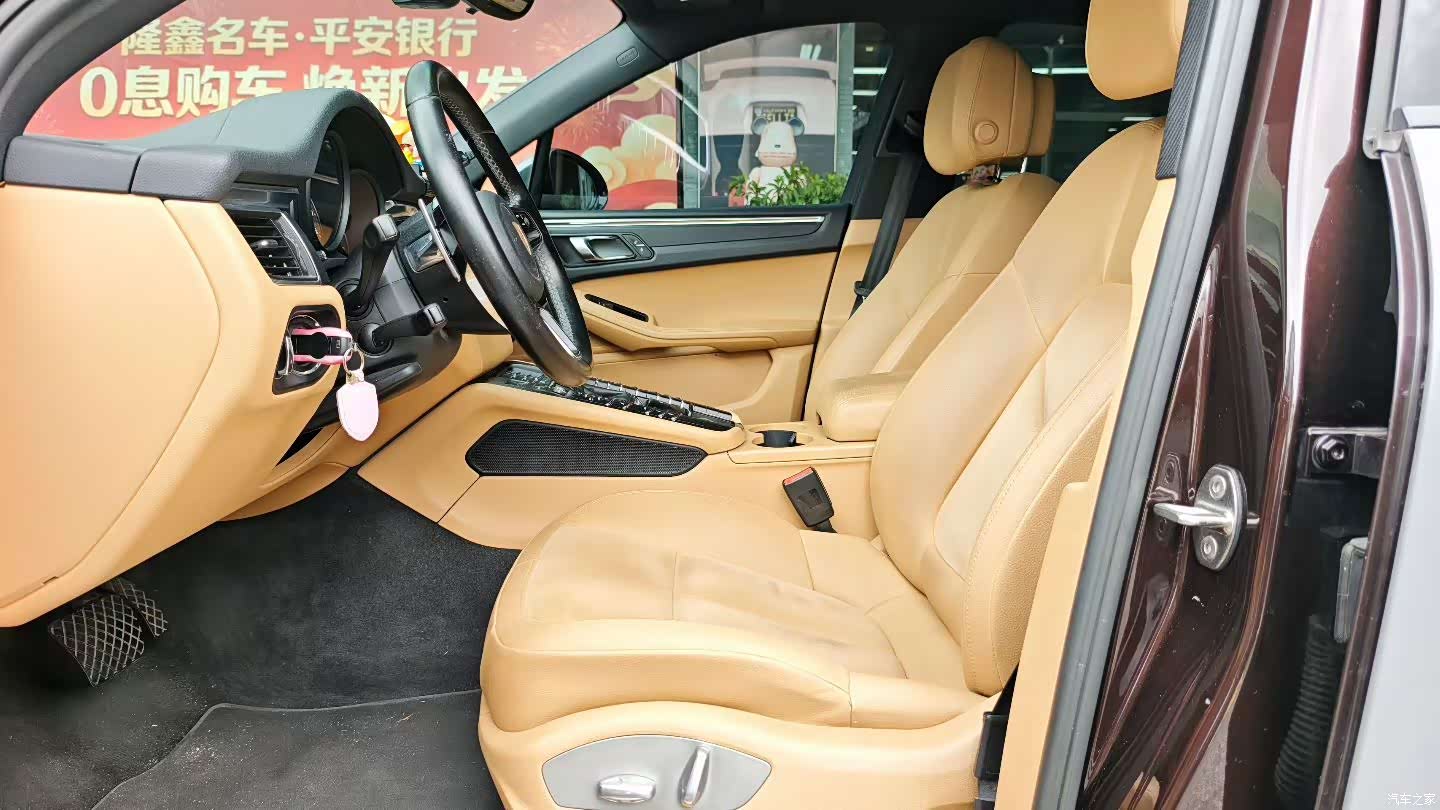 Porsche Macan, 2018 все фото