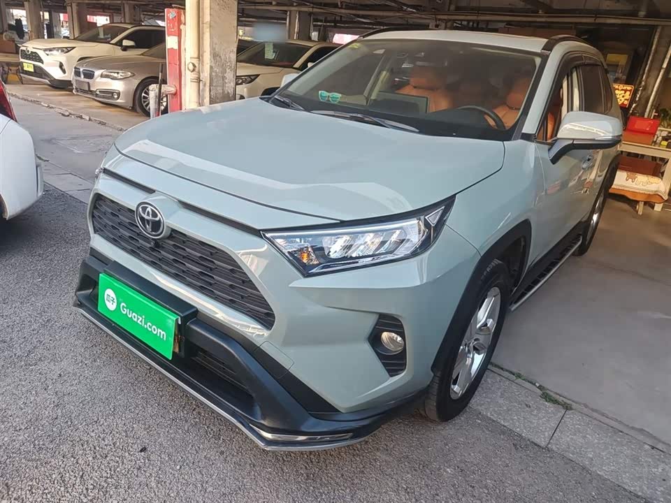 Toyota RAV4 Rongfang