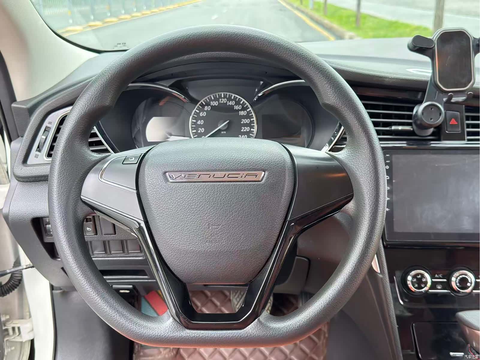 Nissan D60, 2018 10