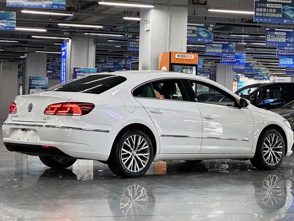 Volkswagen CC