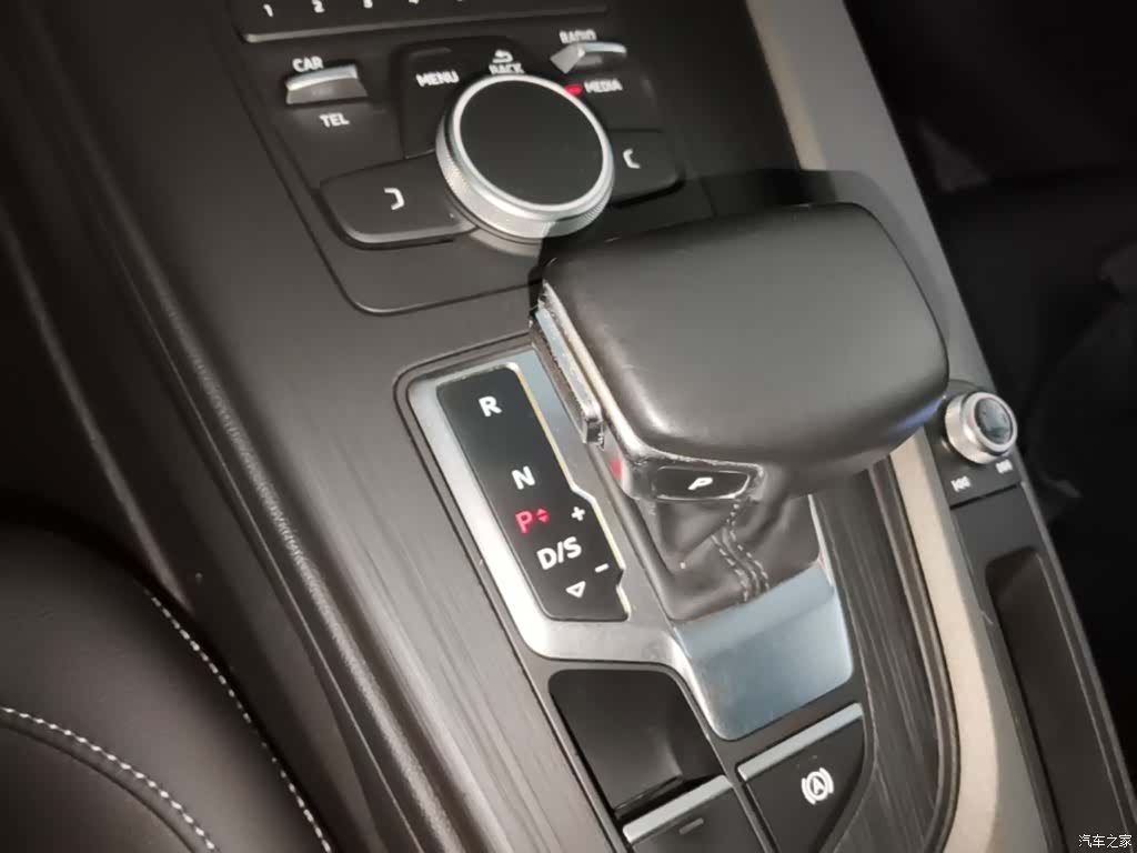 Audi A4L, 2017 14