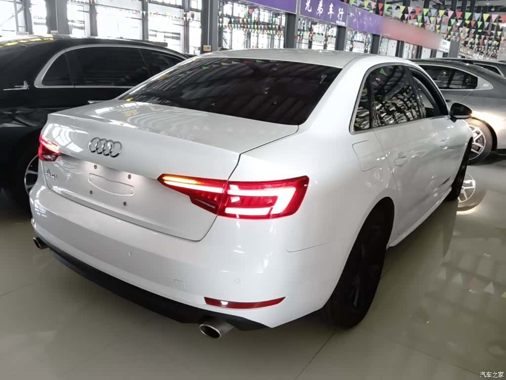 Audi A4L, 2017 7