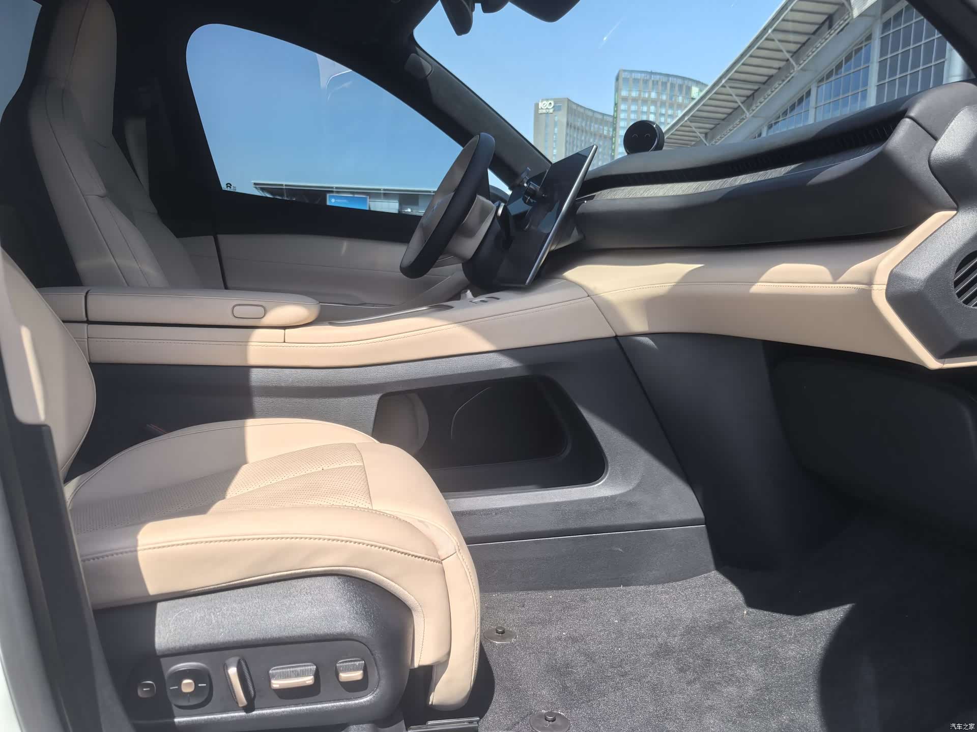 NIO EC7, 2024 8