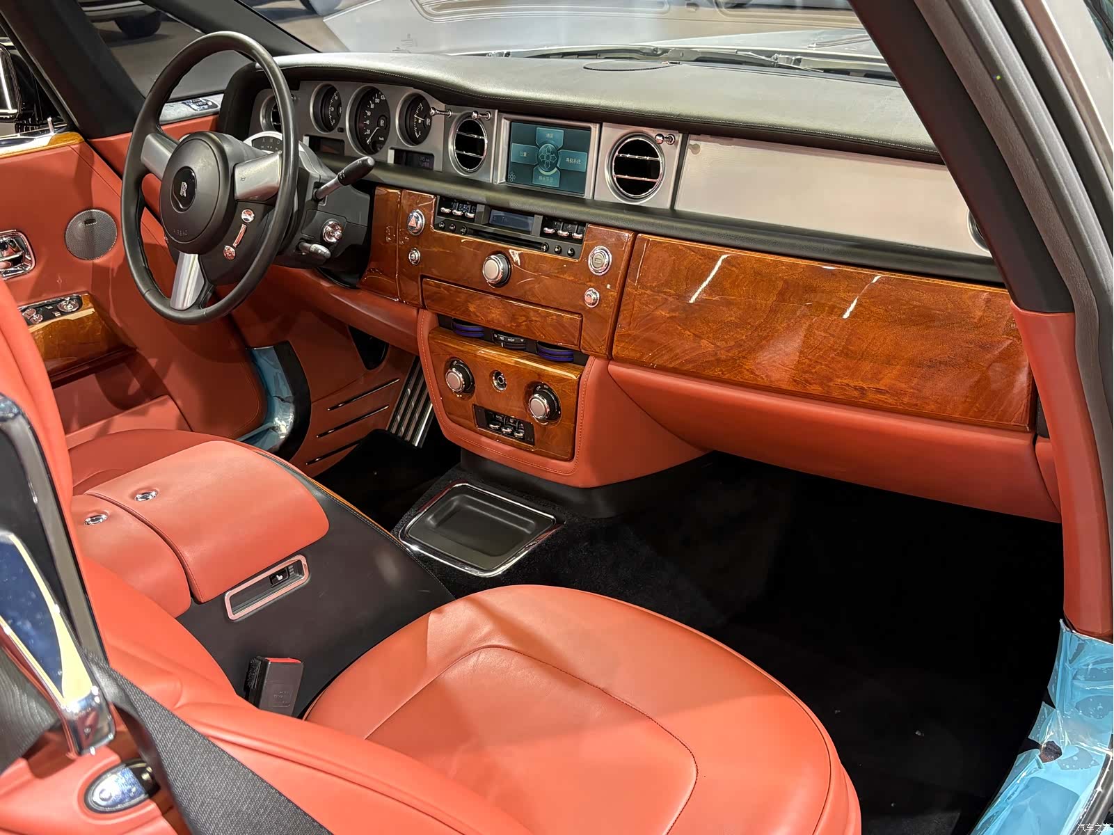 Rolls-Royce Phantom, 2009 27