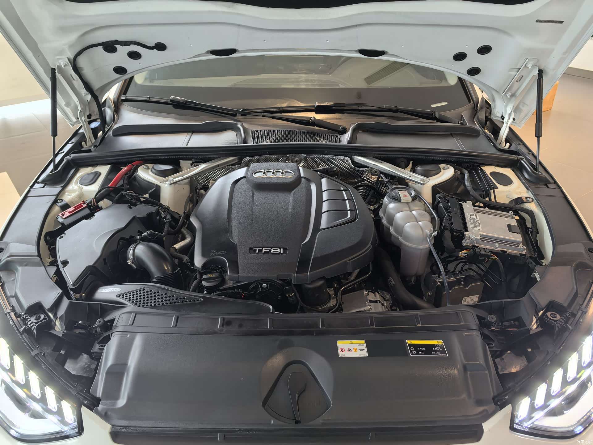 Audi A4L, 2021 15