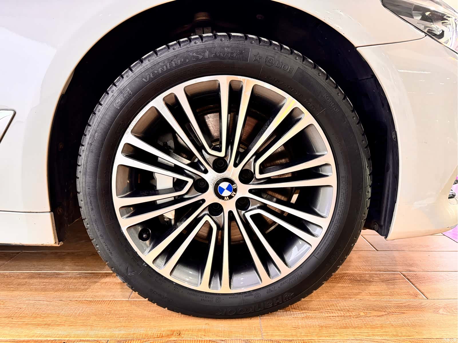 BMW 5 Series, 2018 18