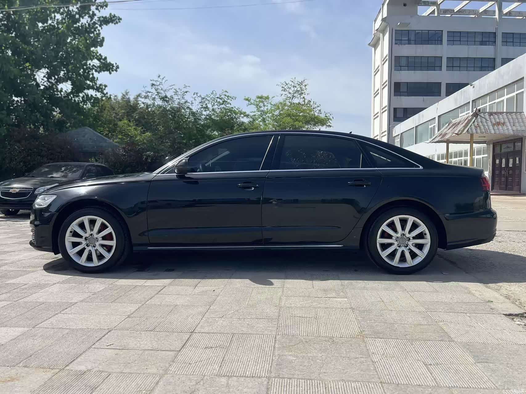 Audi A6L, 2018 4