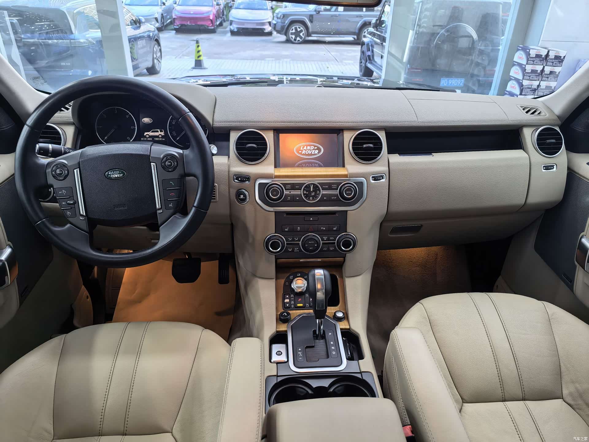 Land Rover Discovery, 2012 9